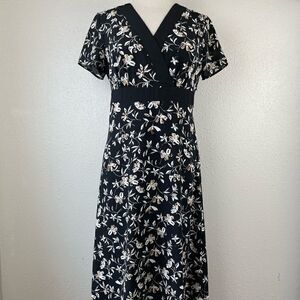 Croft & Barrow Black Floral Dress Size 8 EUC